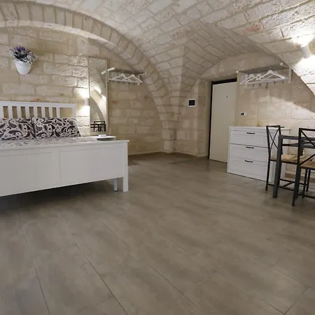 Due Passi Dal Borgo Antico 3 Апартаменты *