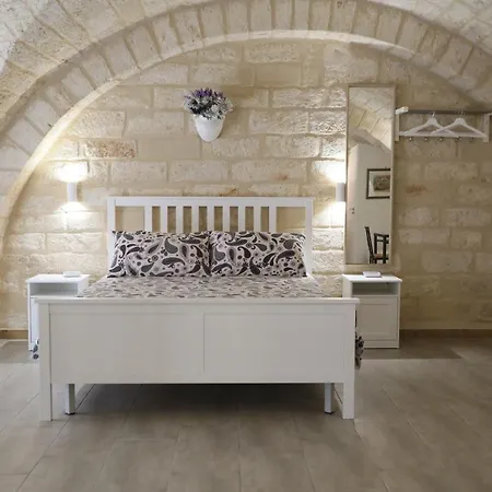 Due Passi Dal Borgo Antico 3 Апартаменты *