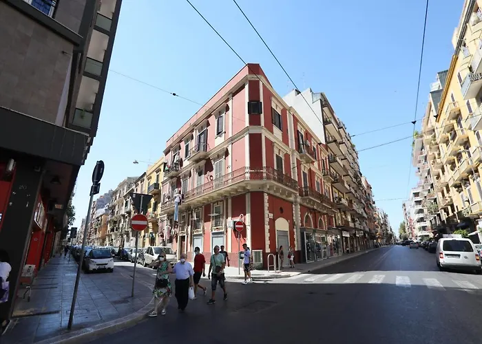 Due Passi Dal Borgo Antico 3 *