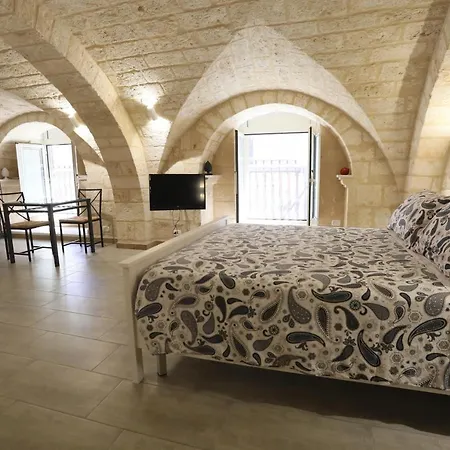 Due Passi Dal Borgo Antico 3